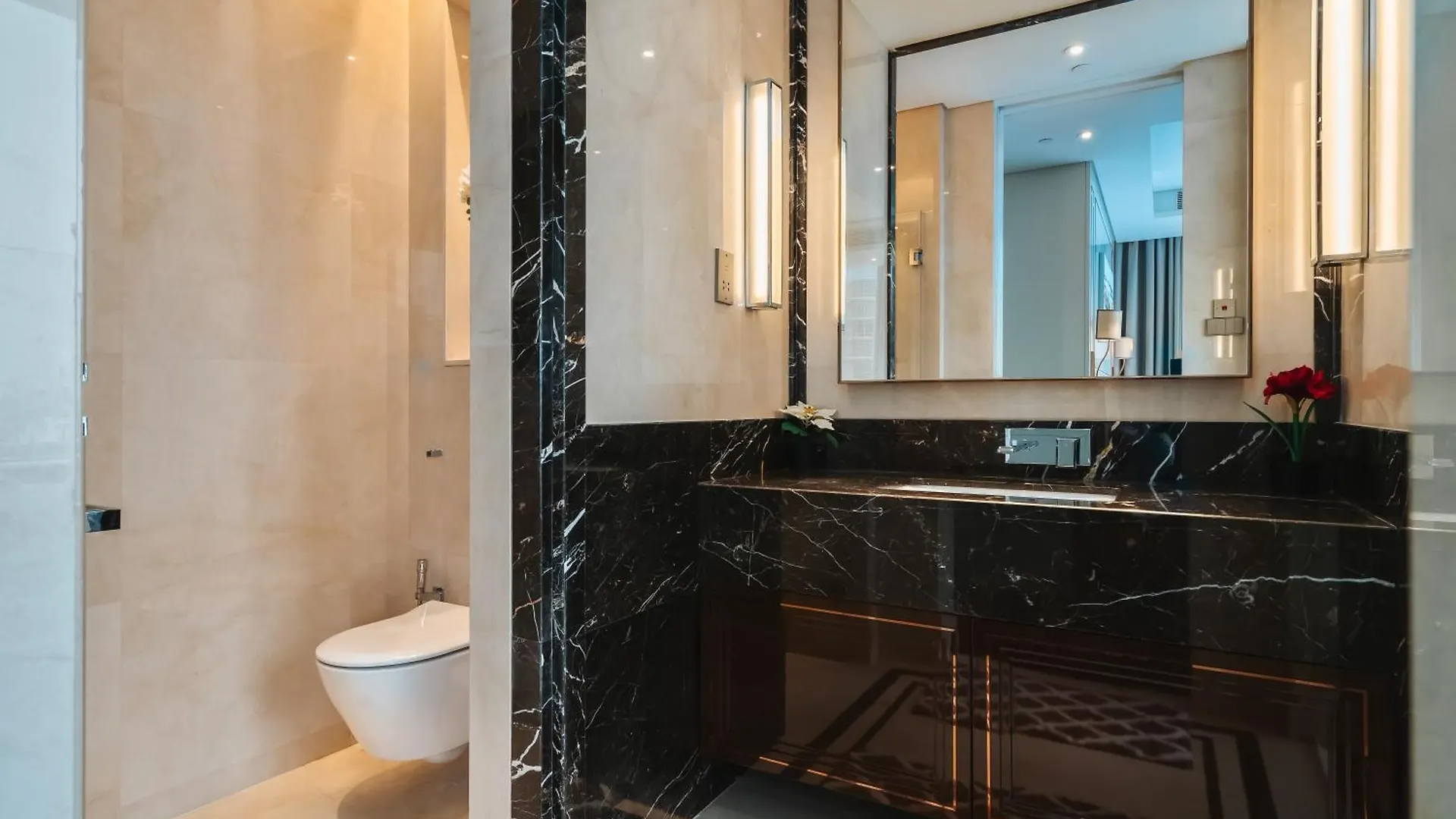 Apartment Luxury 2Br Designer Suite Above Pavilion Mall Kuala Lumpur