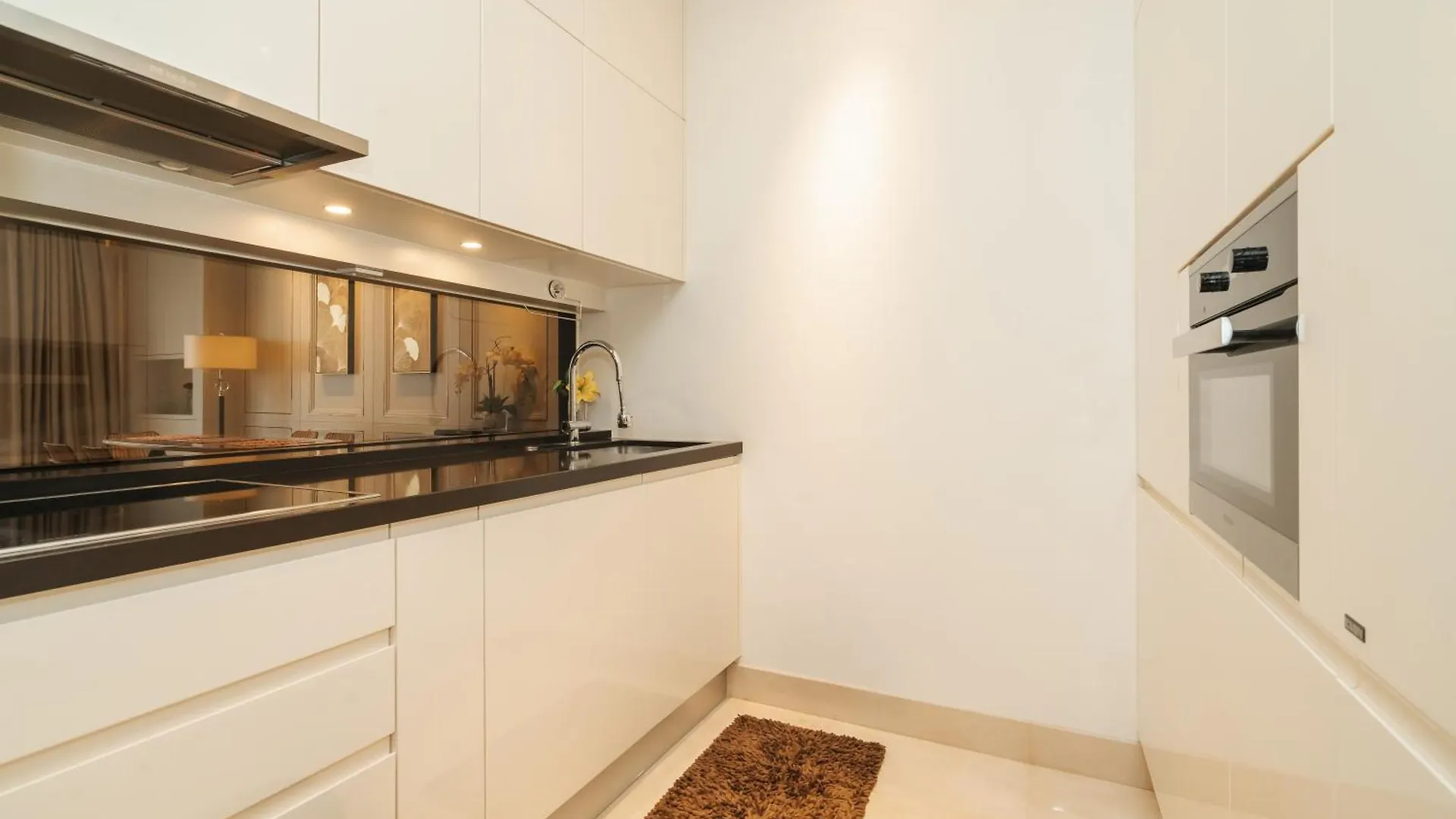 Apartment Luxury 2Br Designer Suite Above Pavilion Mall Kuala Lumpur