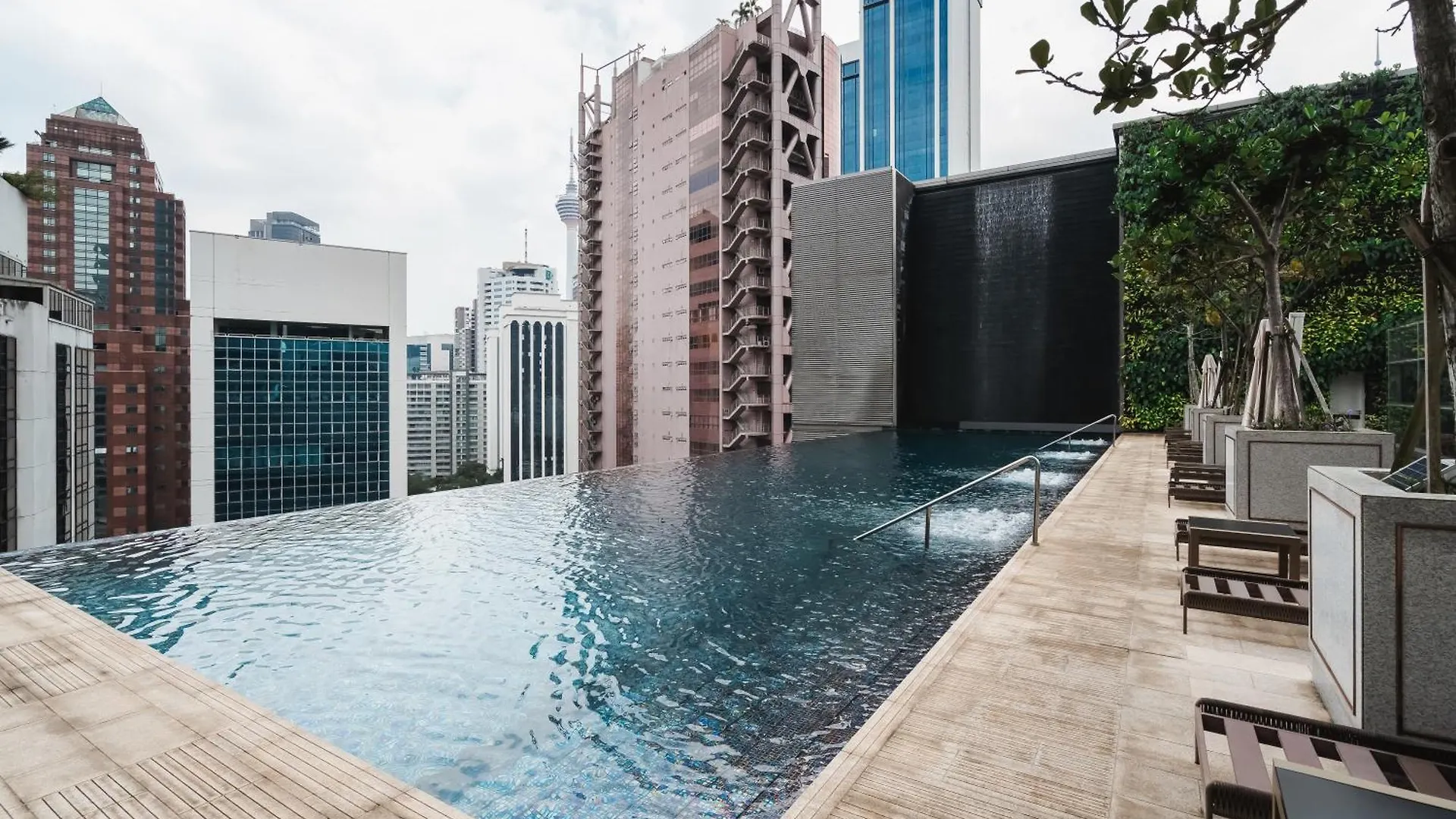 Luxury 2Br Designer Suite Above Pavilion Mall Kuala Lumpur Apartment